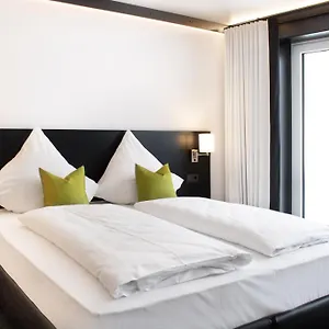 Hotel Mwh By Wmm