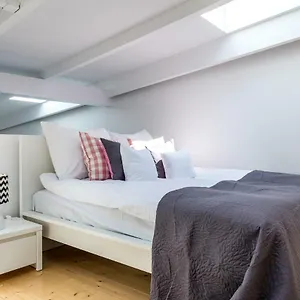 https://panorama-twin-loft-superior.poznan-hotels.com