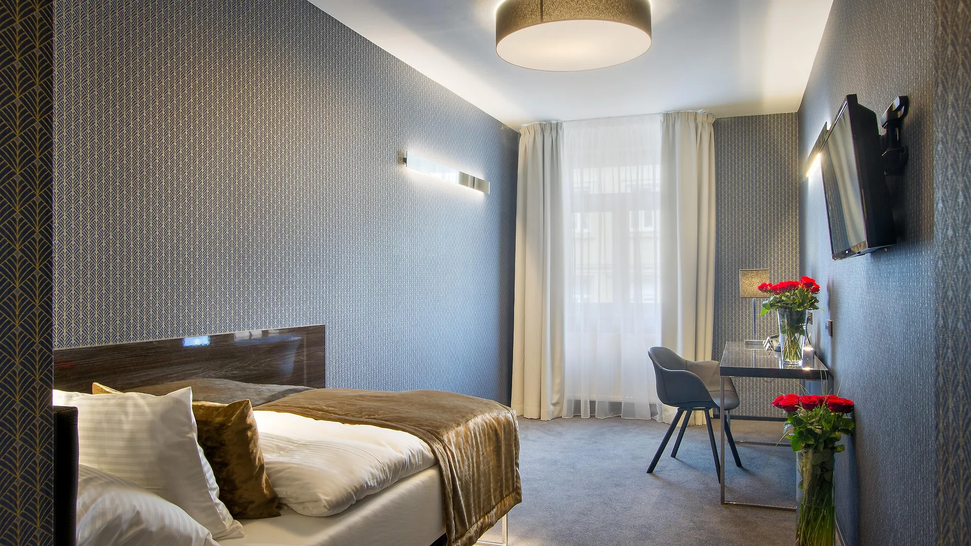 Hotel Mucha Πράγα