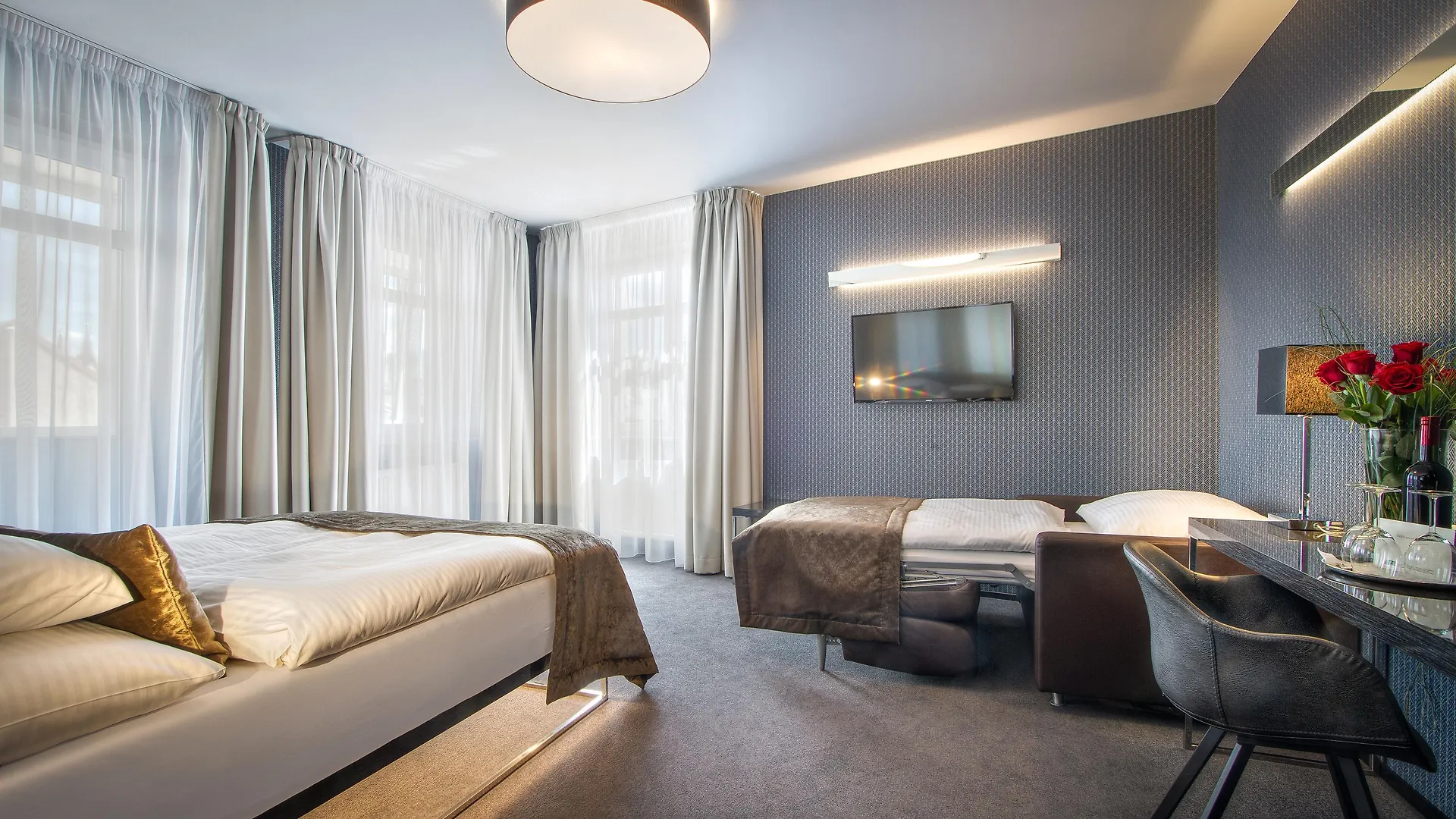 Hotel Mucha Πράγα